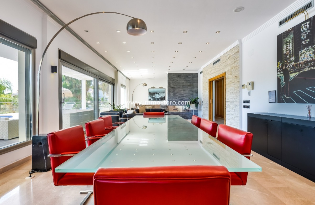 Resale - Villa - Benissa - La Fustera