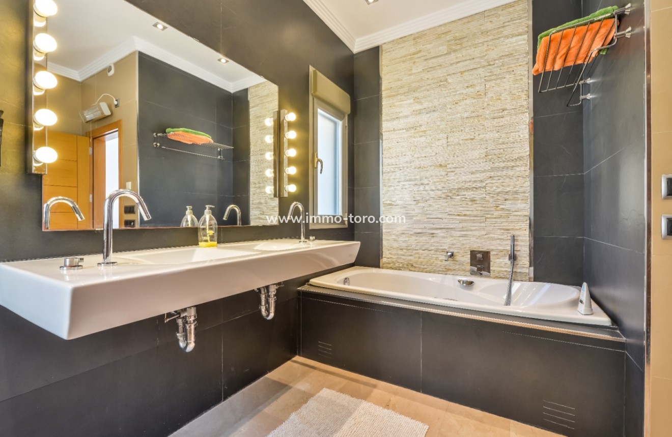 Resale - Villa - Benissa - La Fustera