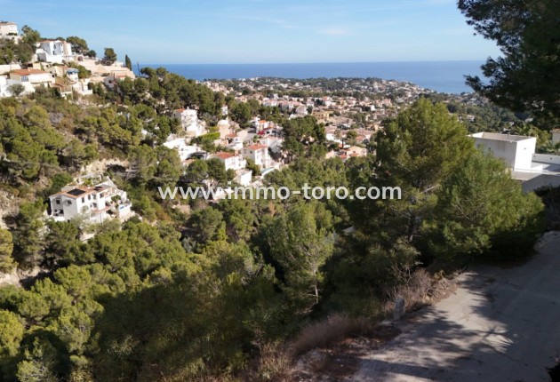 Herverkoop - Plot - Benissa - La Fustera