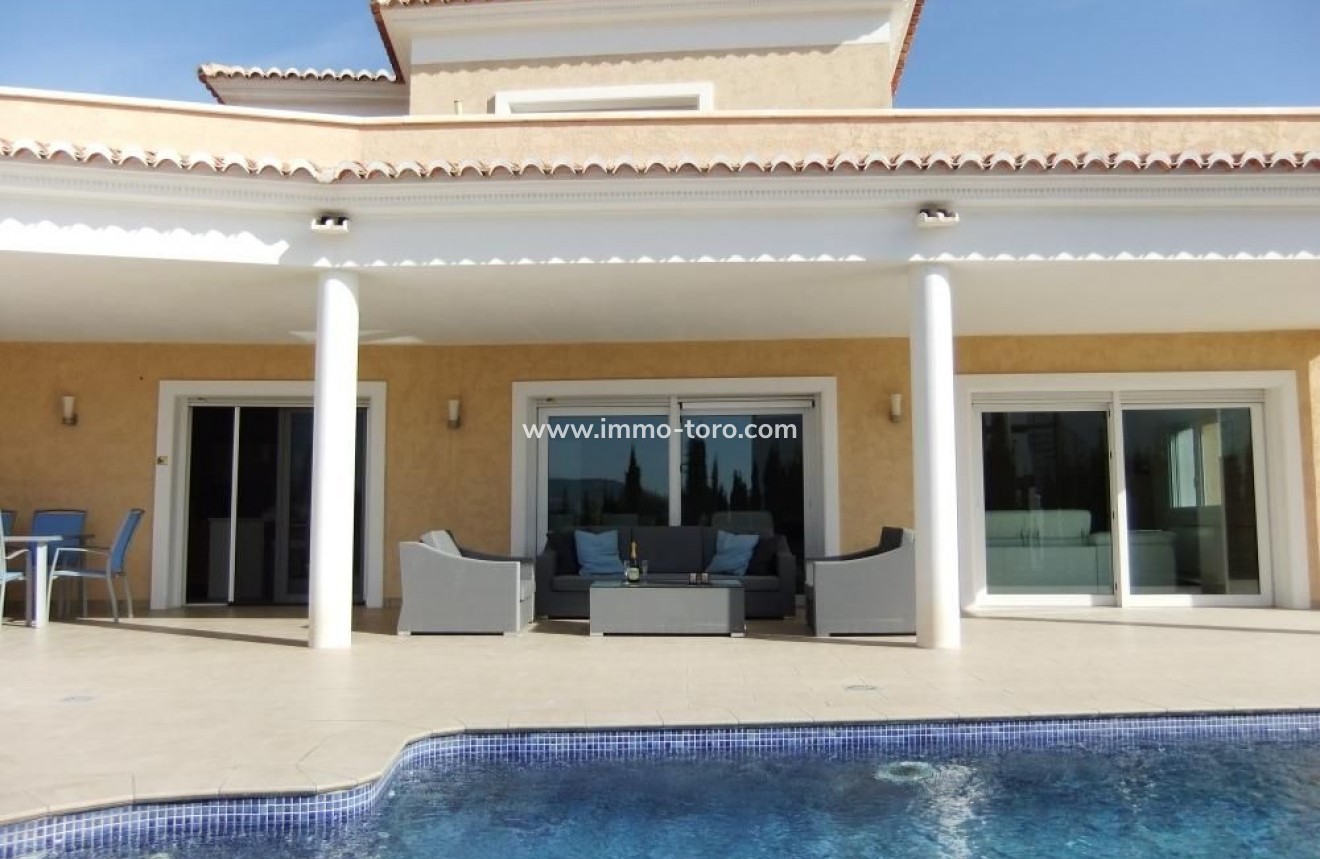 Resale - Villa - Calpe - Casanova