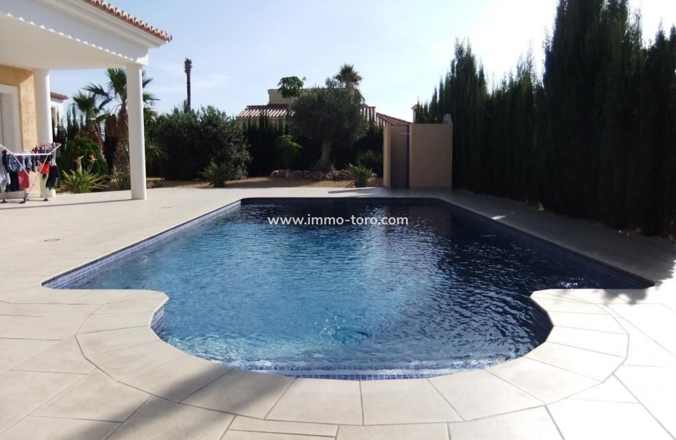 Resale - Villa - Calpe - Casanova
