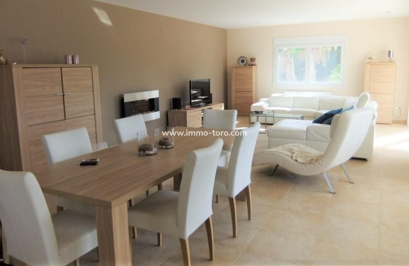 Resale - Villa - Calpe - Casanova