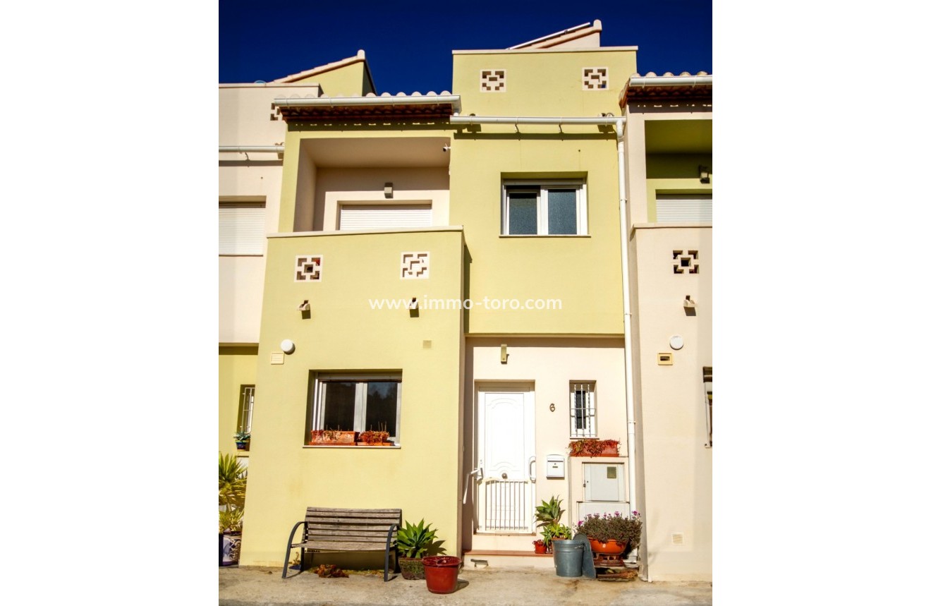 Herverkoop - Geschakelde woning - Ràfol d'Almúnia