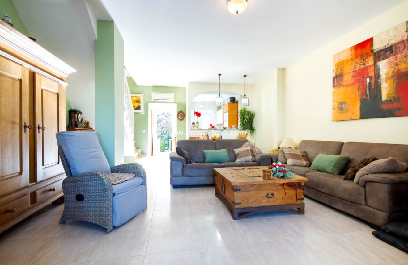 Herverkoop - Geschakelde woning - Ràfol d'Almúnia