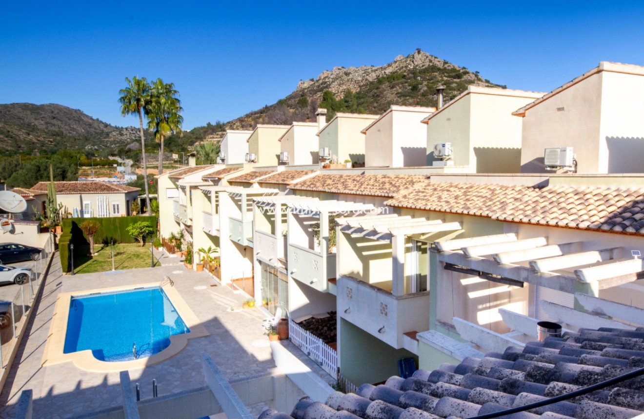 Herverkoop - Geschakelde woning - Ràfol d'Almúnia