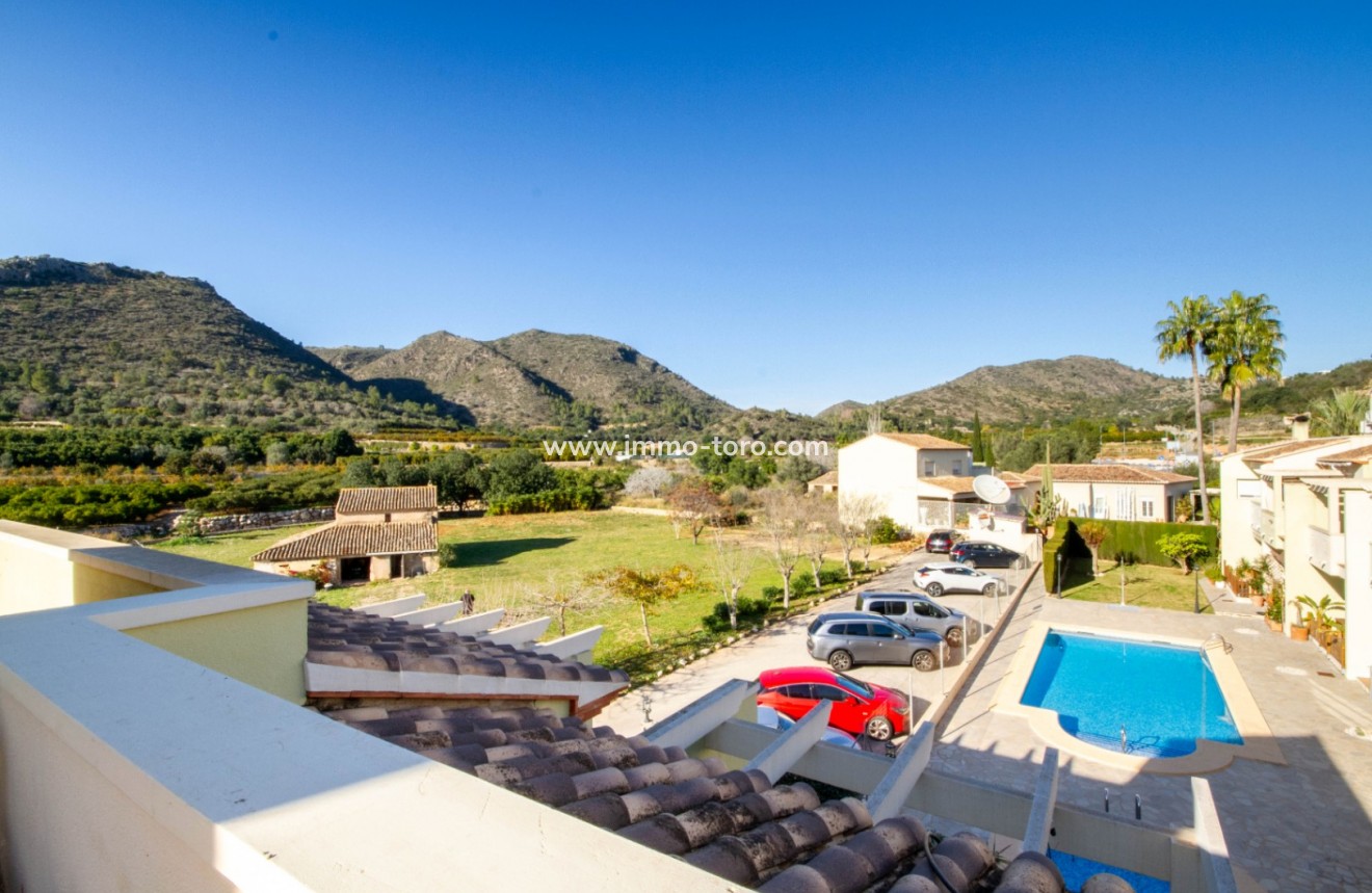 Herverkoop - Geschakelde woning - Ràfol d'Almúnia