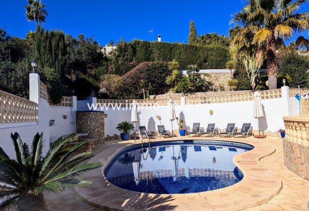 Venta - Villa / Chalet - Benitachell