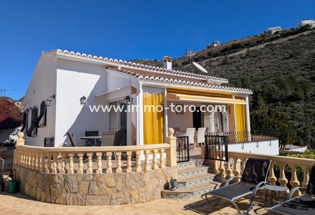 Venta - Villa / Chalet - Benitachell