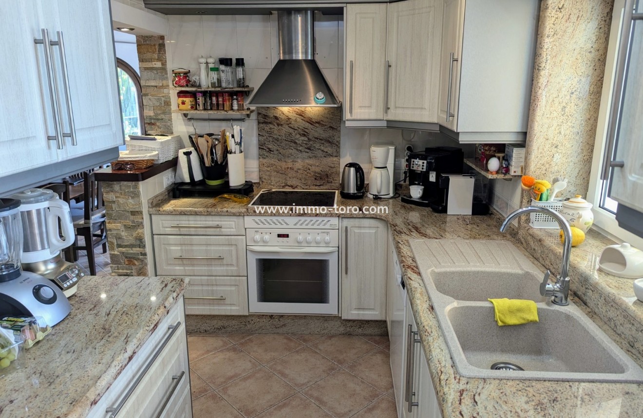 Venta - Villa / Chalet - Benitachell