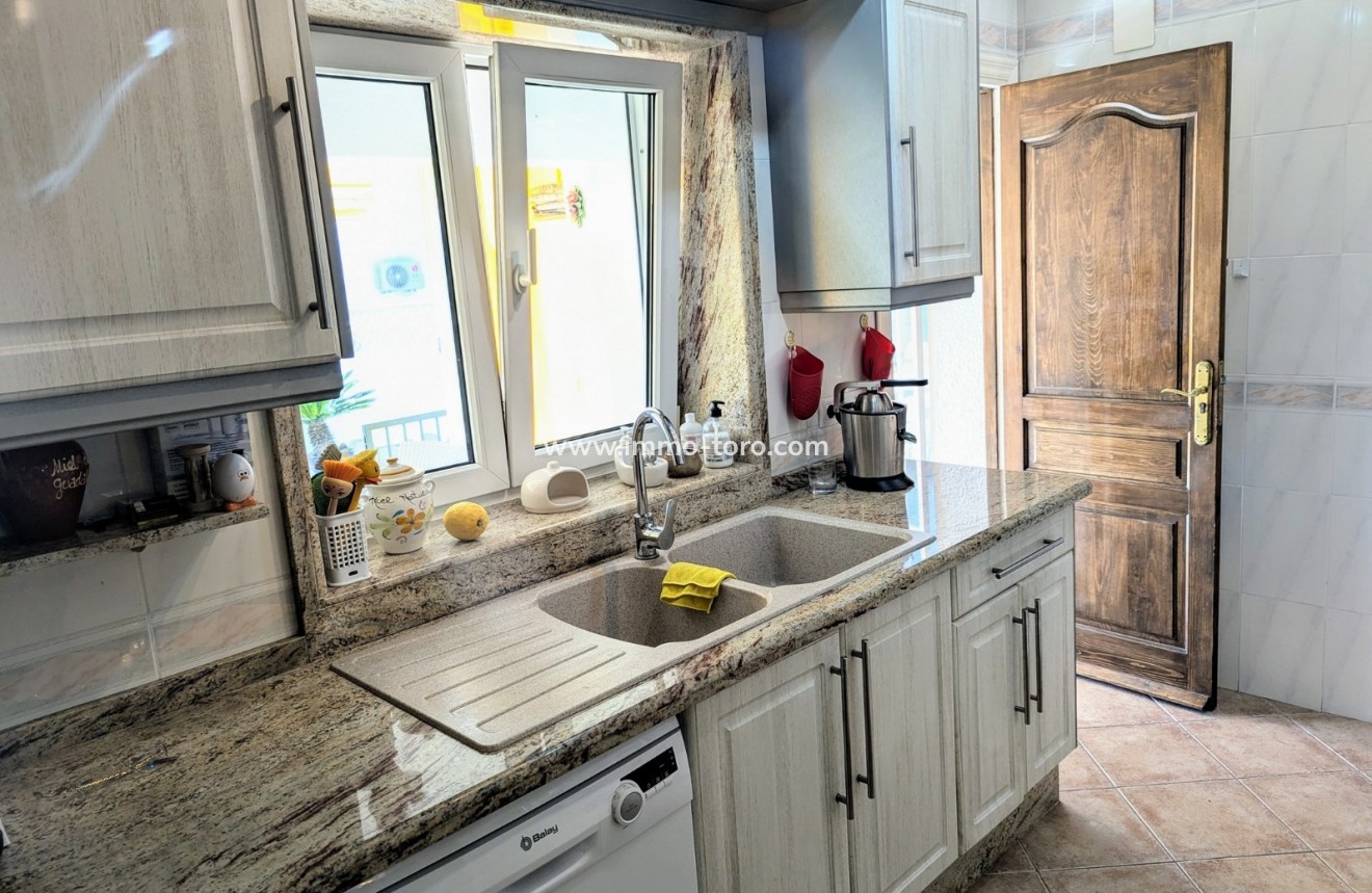 Venta - Villa / Chalet - Benitachell