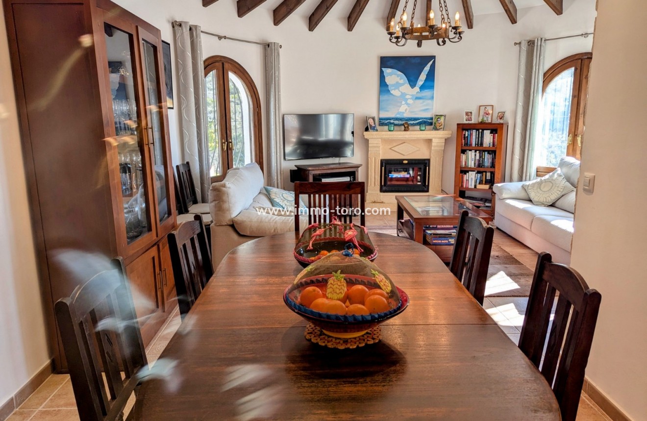 Venta - Villa / Chalet - Benitachell