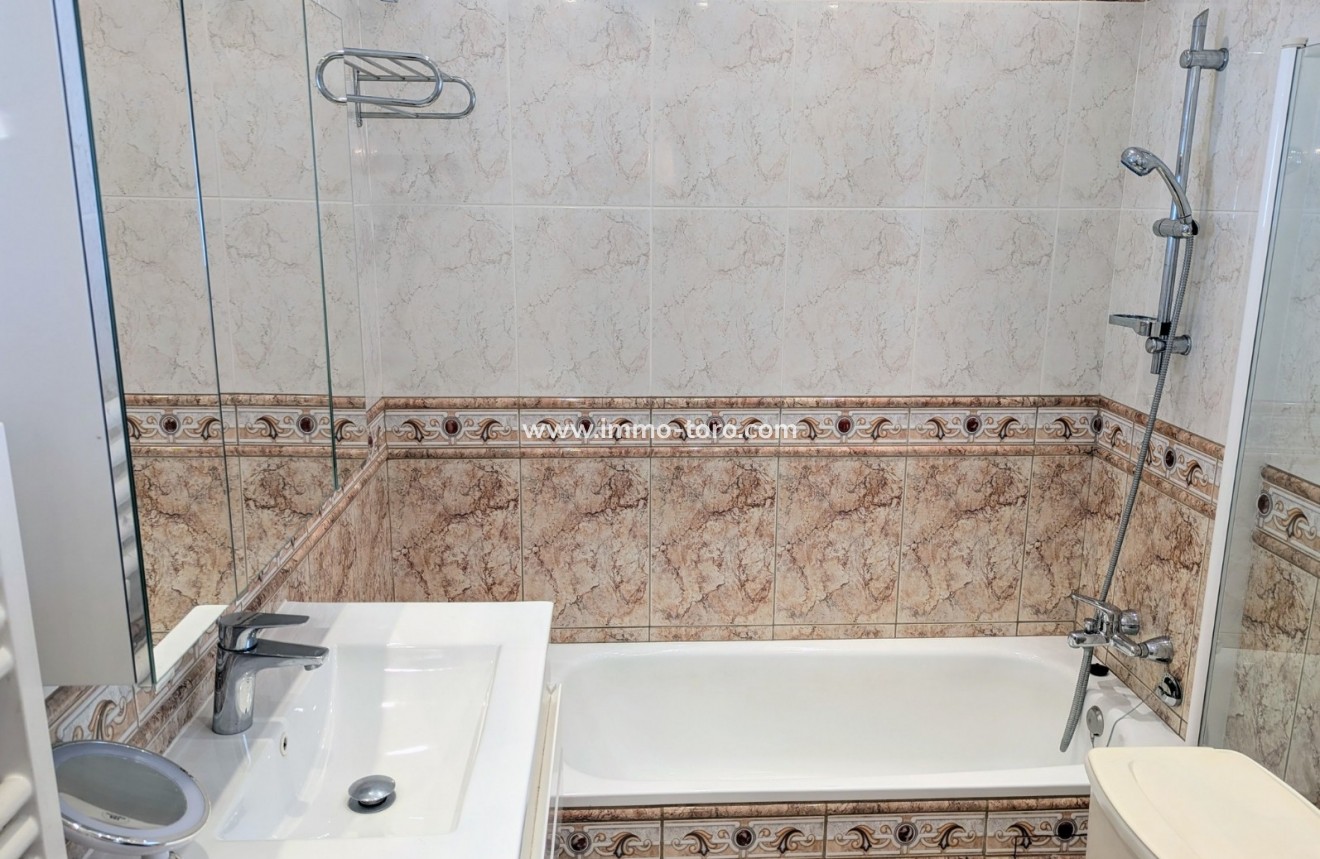 Venta - Villa / Chalet - Benitachell