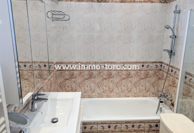 Venta - Villa / Chalet - Benitachell