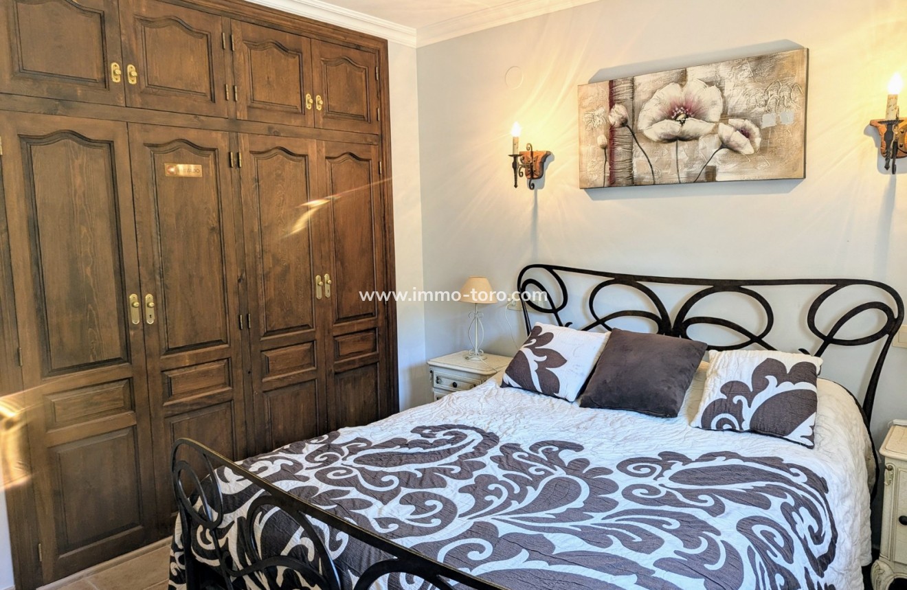 Venta - Villa / Chalet - Benitachell