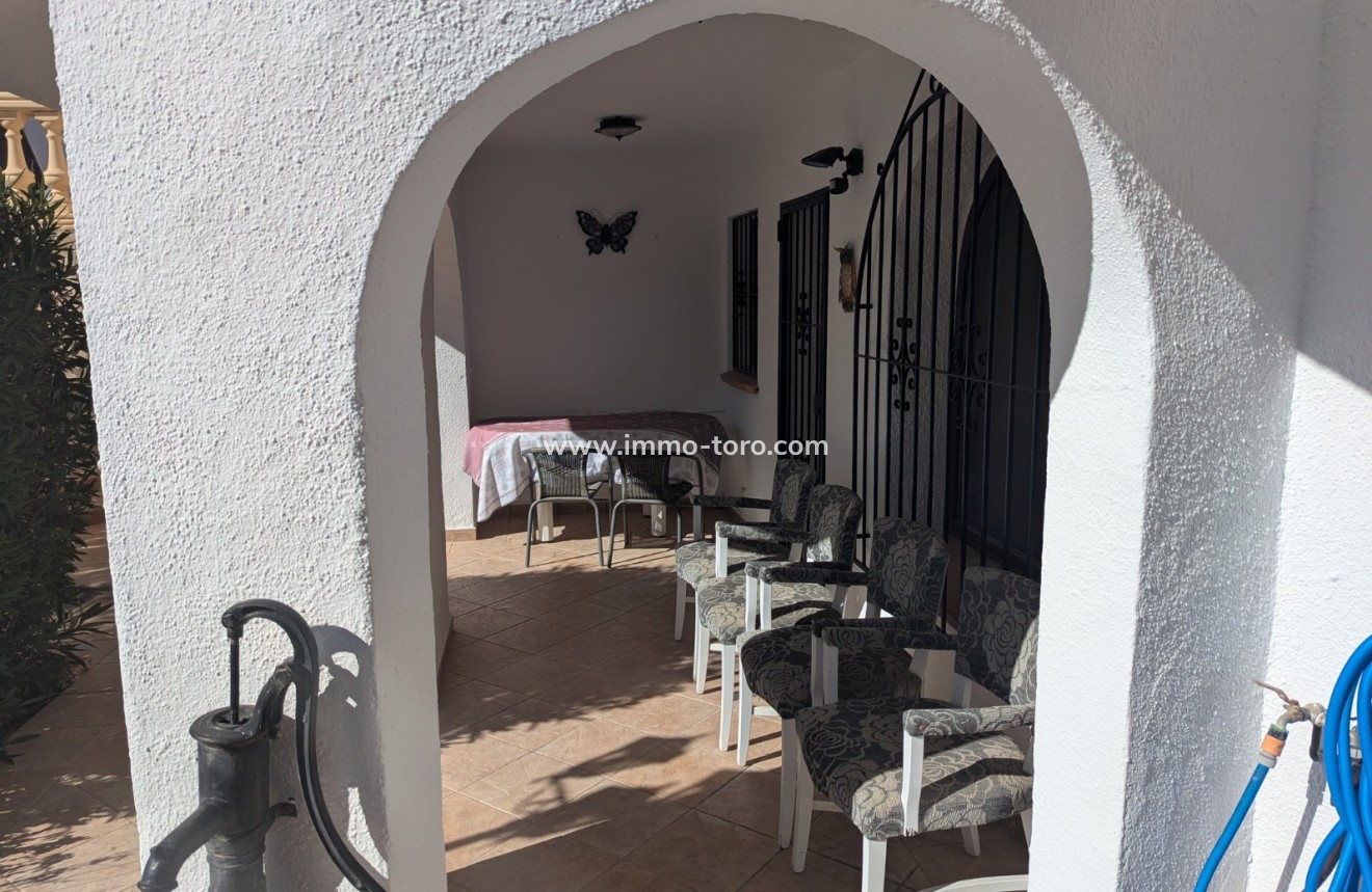 Venta - Villa / Chalet - Benitachell