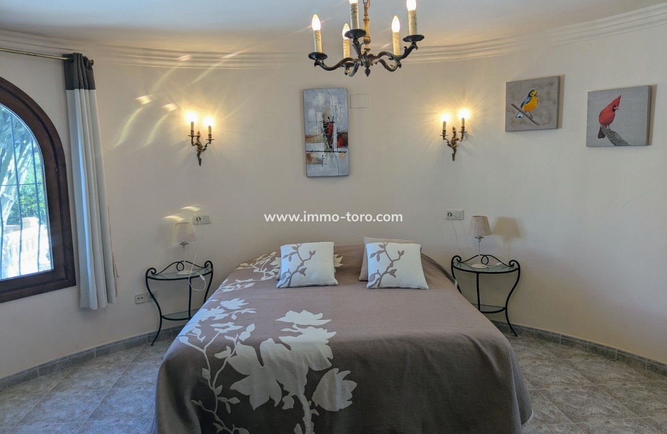 Venta - Villa / Chalet - Benitachell