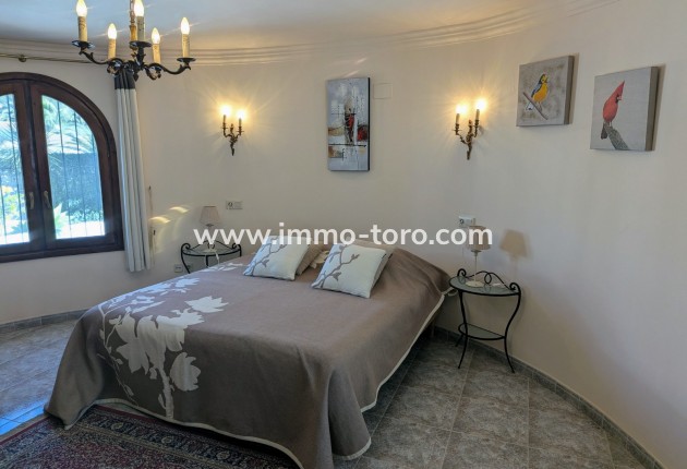 Venta - Villa / Chalet - Benitachell