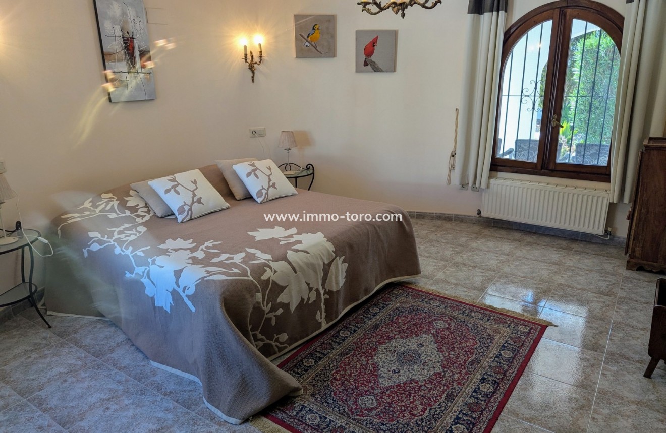 Venta - Villa / Chalet - Benitachell