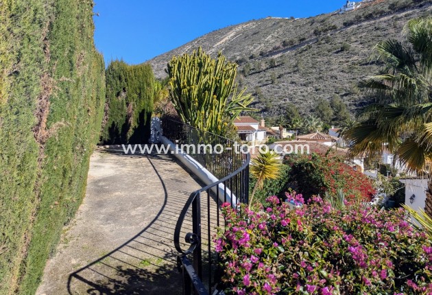 Venta - Villa / Chalet - Benitachell