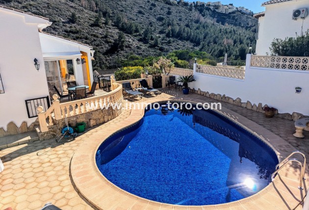 Venta - Villa / Chalet - Benitachell