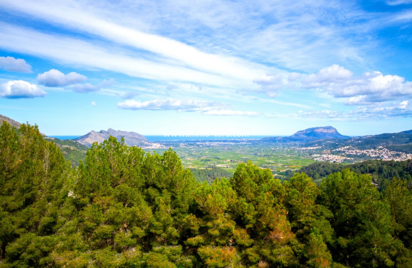 Resale - Villa - La Vall de Laguar