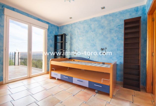 Resale - Villa - La Vall de Laguar