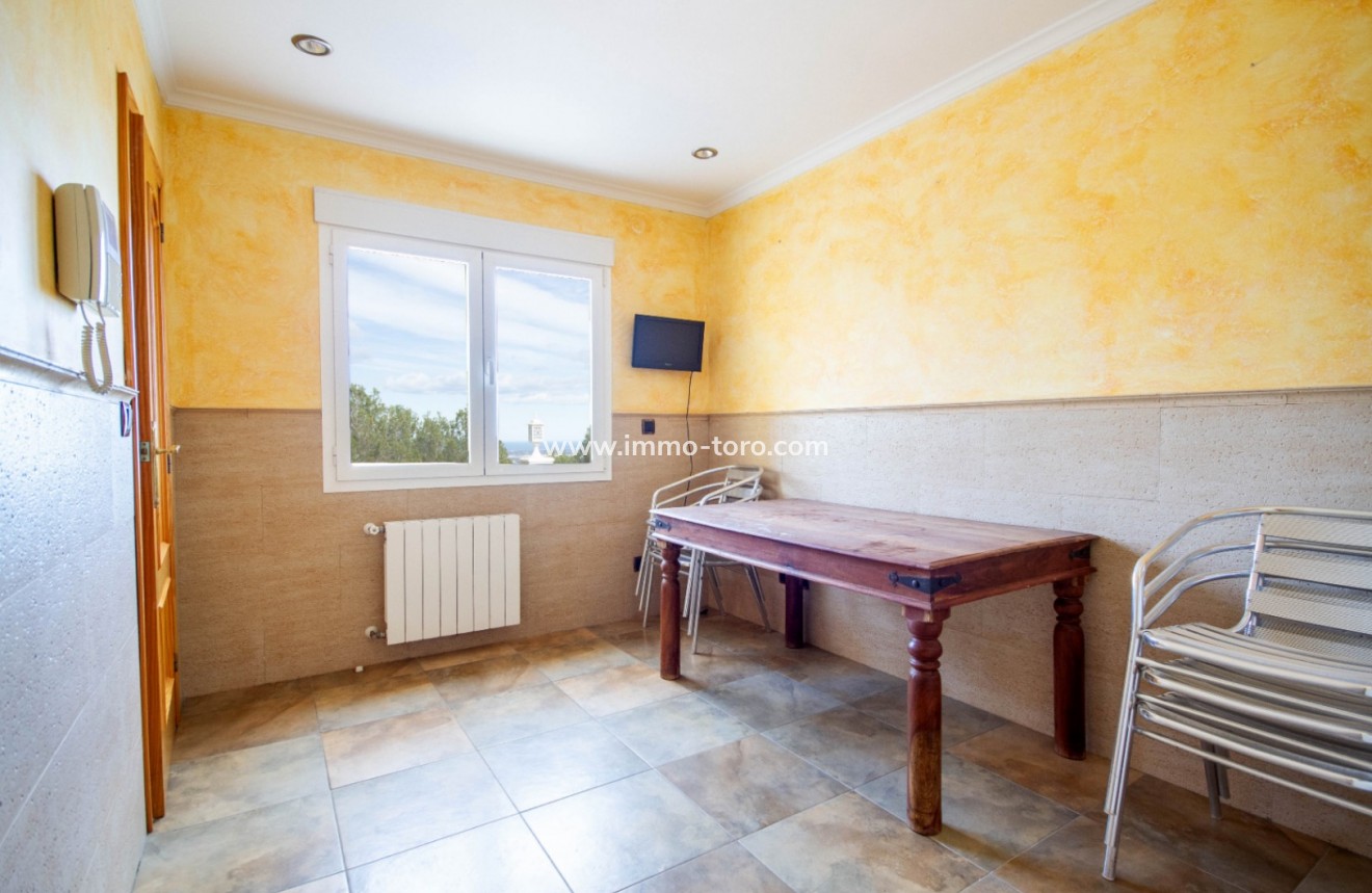 Resale - Villa - La Vall de Laguar