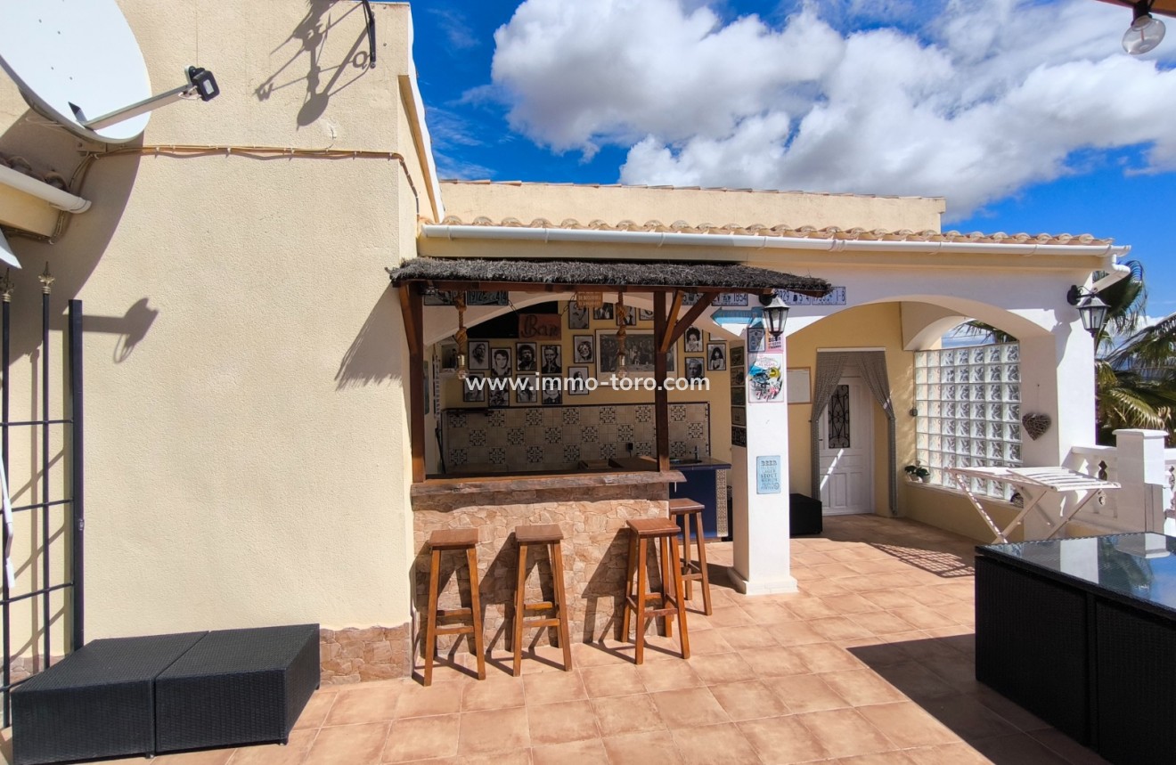 Resale - Villa - Sax - Salinas