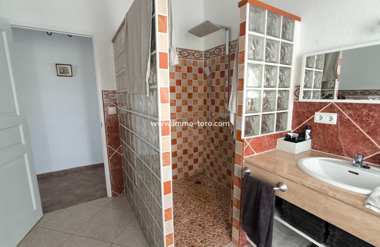 Resale - Villa - Sax - Salinas