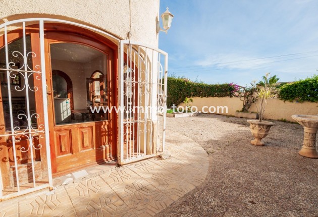 Resale - Villa - Calpe - Gran sol