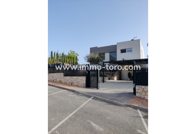 Resale - Villa - Finestrat