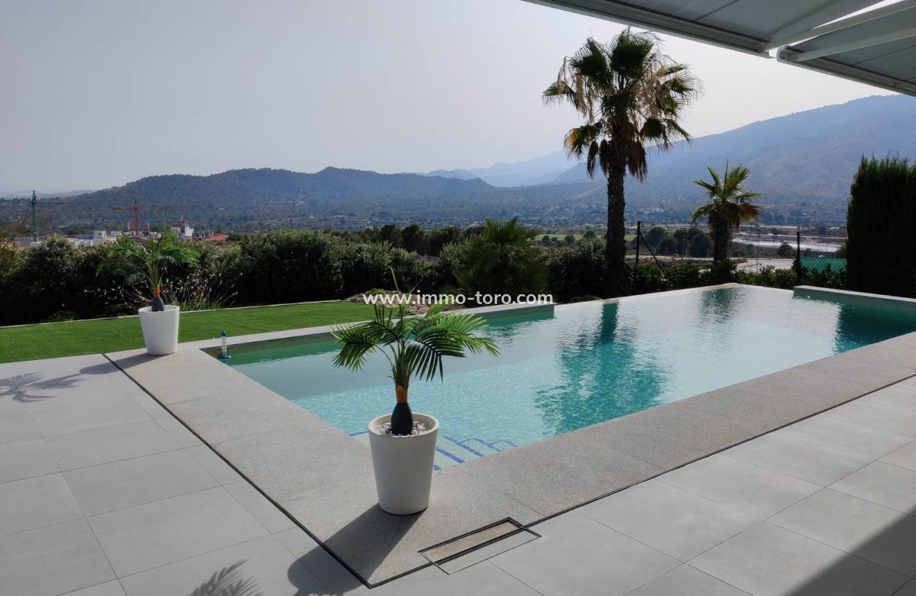 Resale - Villa - Finestrat