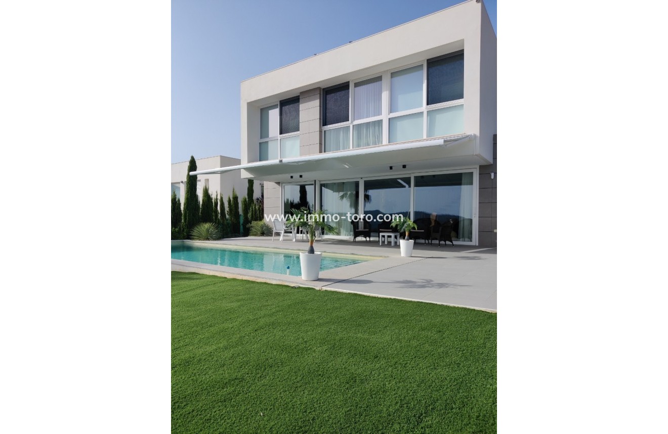 Resale - Villa - Finestrat