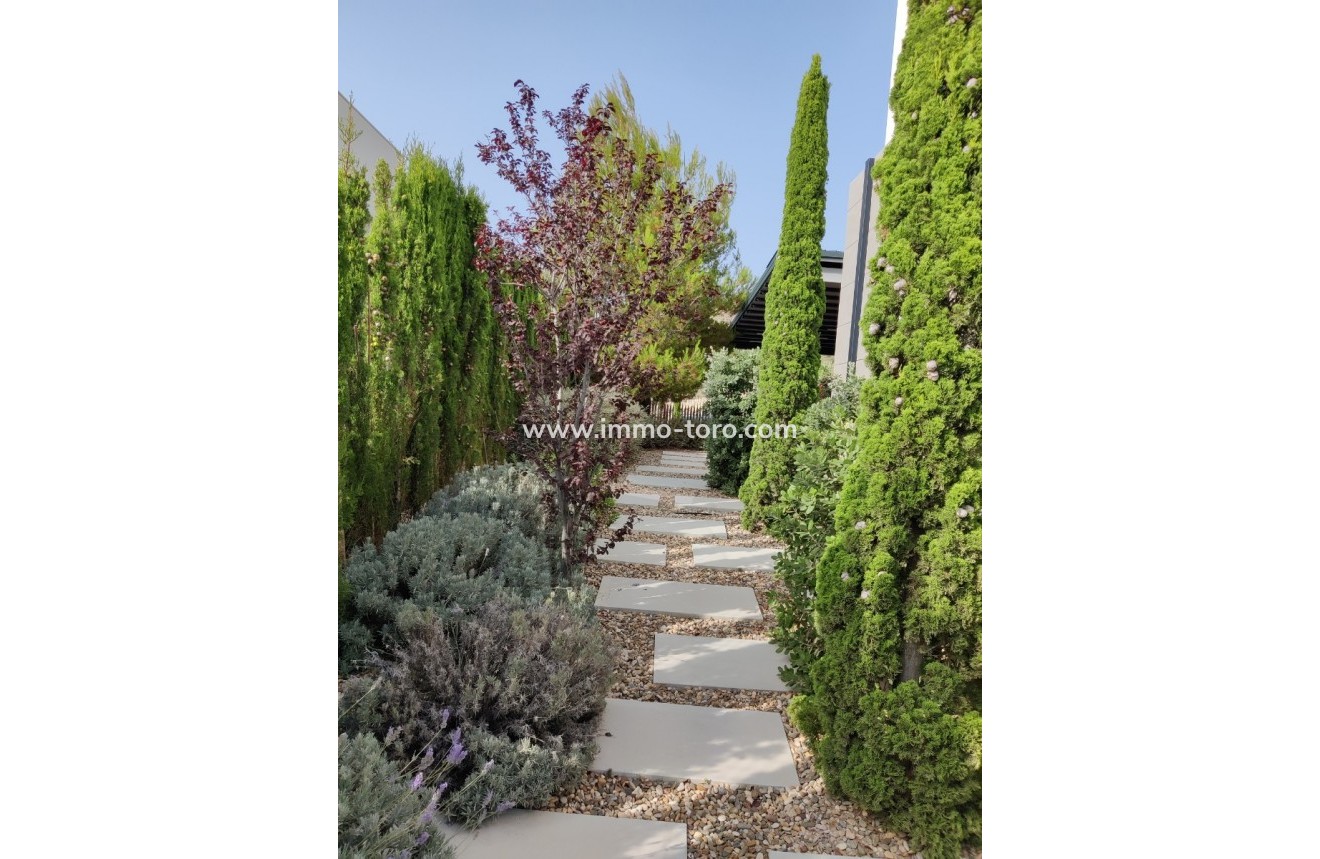 Resale - Villa - Finestrat