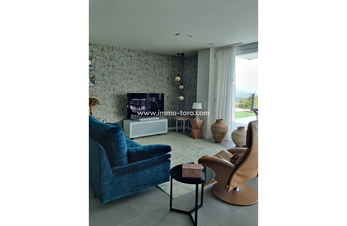 Resale - Villa - Finestrat