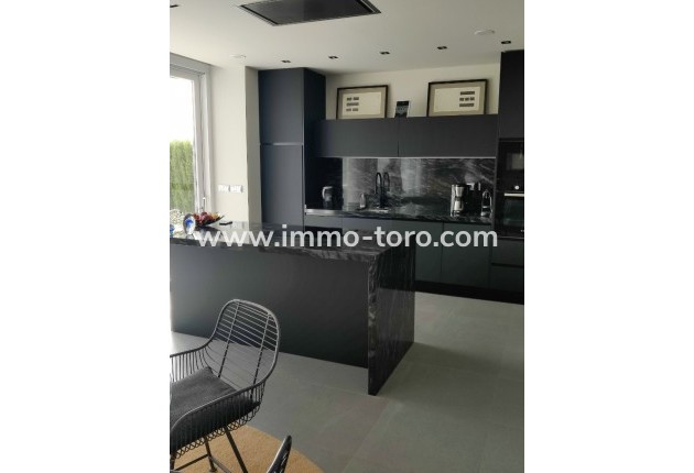 Resale - Villa - Finestrat