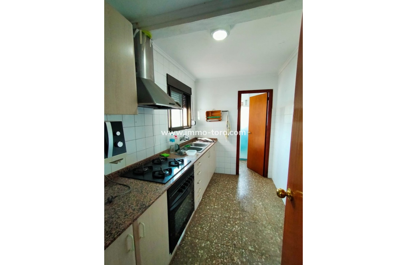 Herverkoop - Dorpshuis - Orba