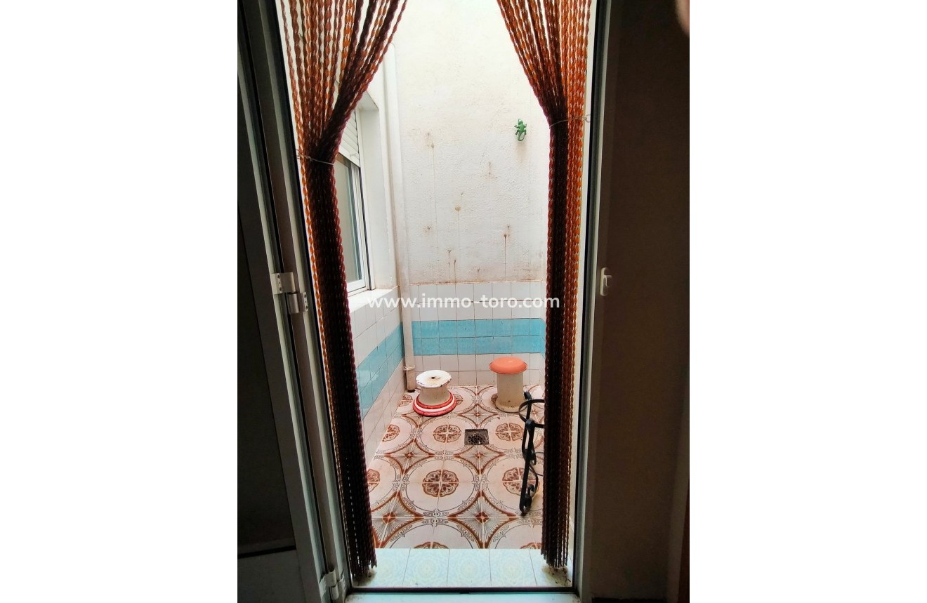 Herverkoop - Dorpshuis - Orba