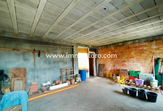 Herverkoop - Dorpshuis - Orba