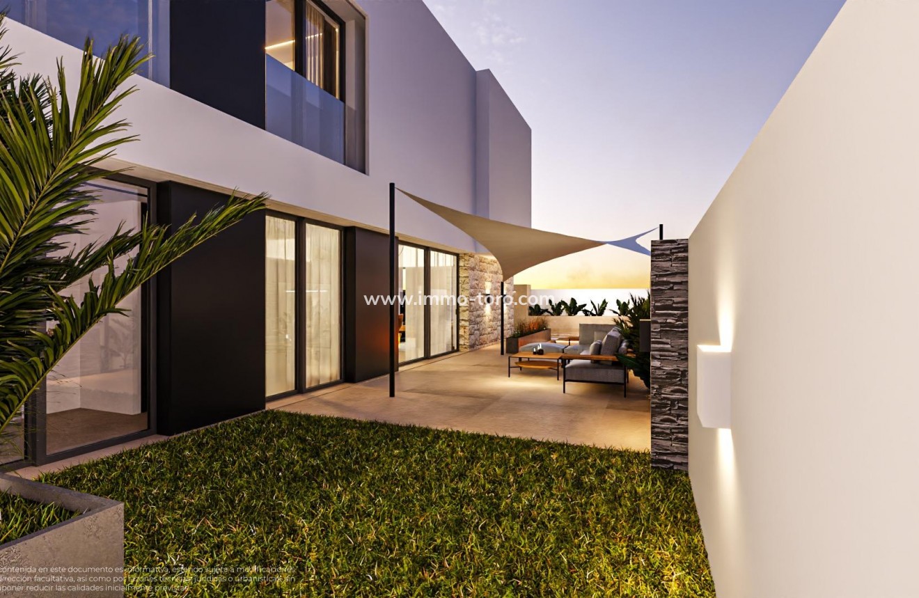 Nueva construcción  - Villa / Chalet - Orihuela - La Zenia