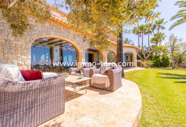 Resale - Villa - Benissa - Benimarco
