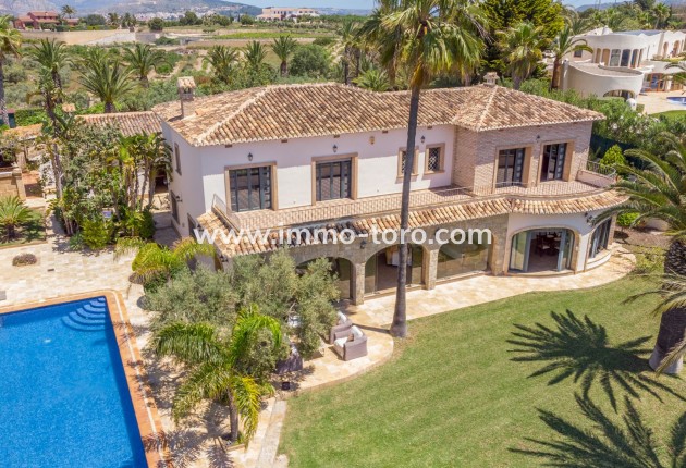 Resale - Villa - Benissa - Benimarco