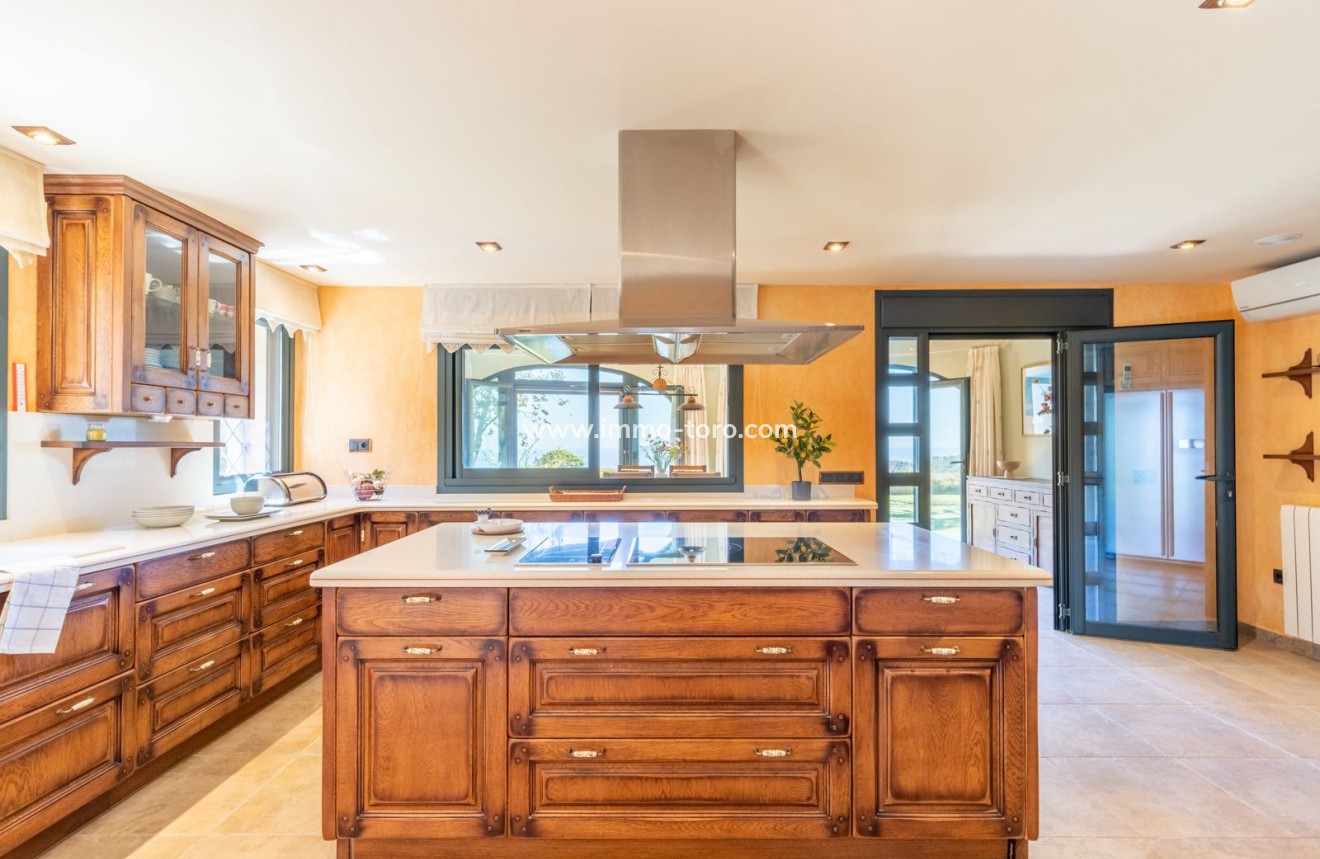 Resale - Villa - Benissa - Benimarco