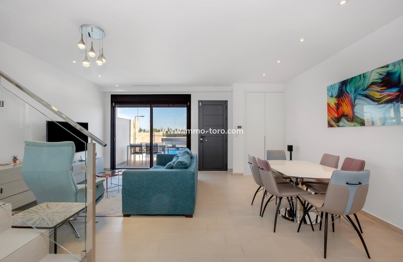 Resale - Detached house / Townhouse - Ciudad Quesada - Rojales