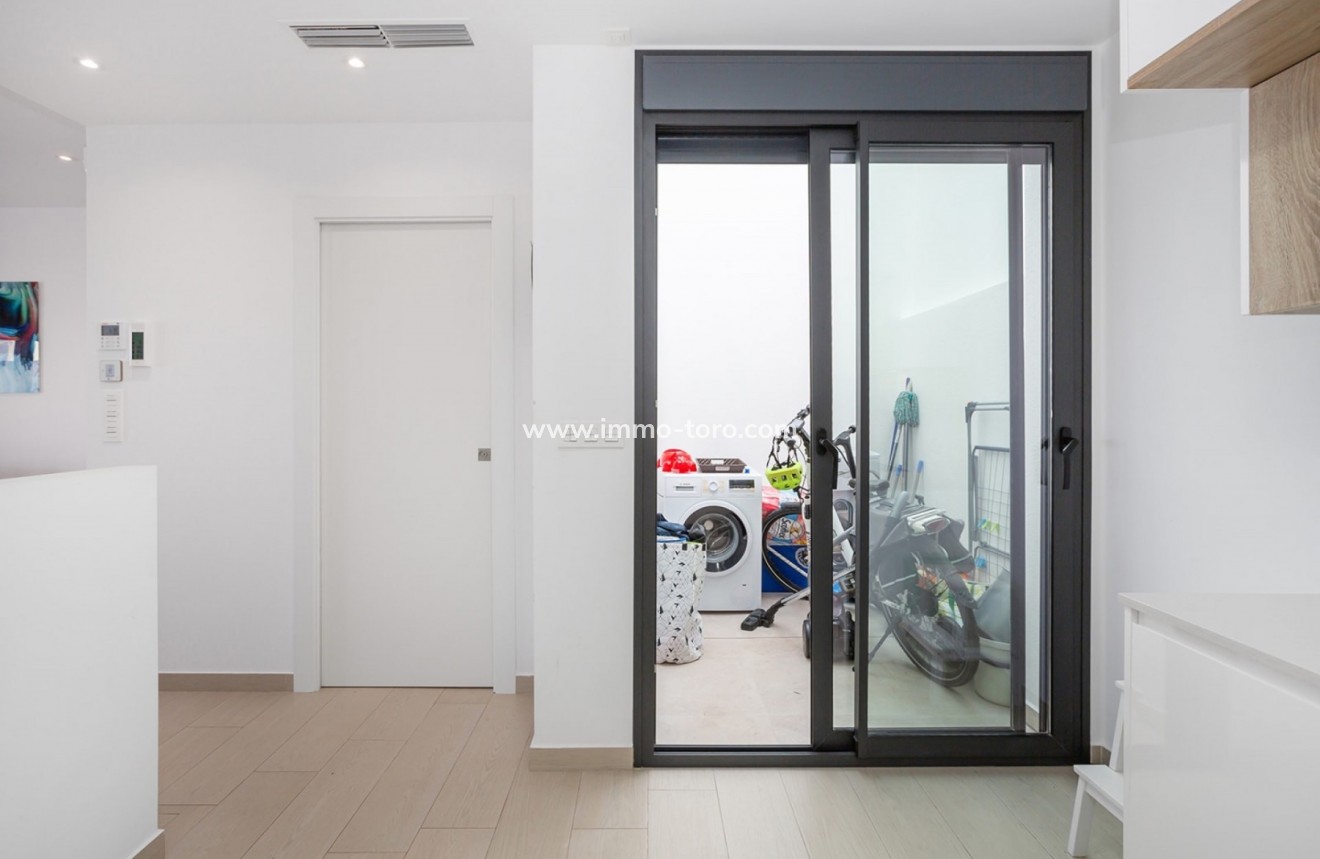 Resale - Detached house / Townhouse - Ciudad Quesada - Rojales