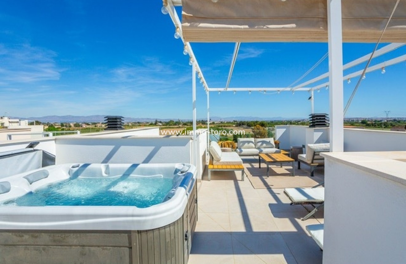 Resale - Detached house / Townhouse - Ciudad Quesada - Rojales