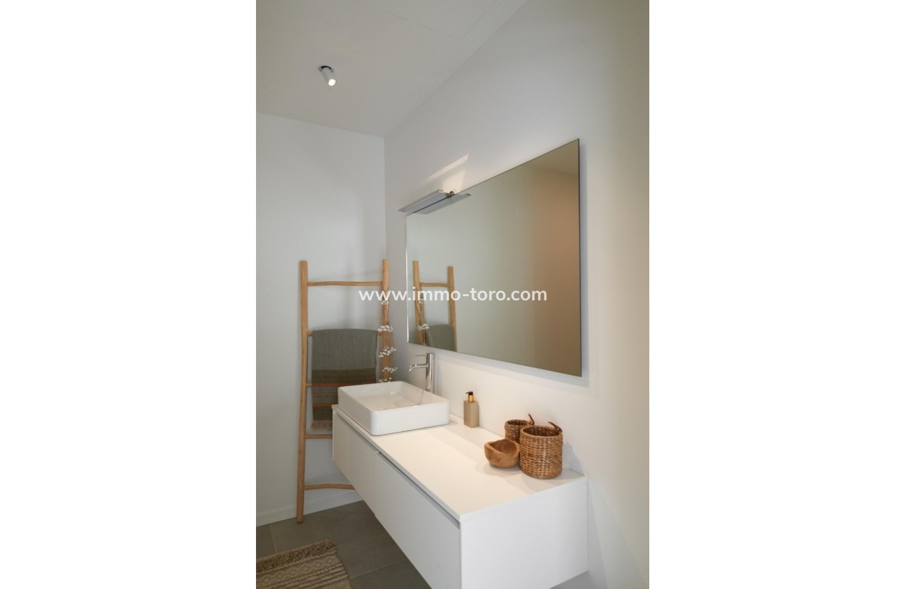 Resale - Villa - Moraira