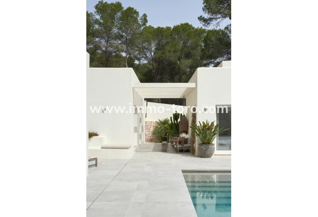 Resale - Villa - Moraira
