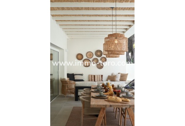 Resale - Villa - Moraira