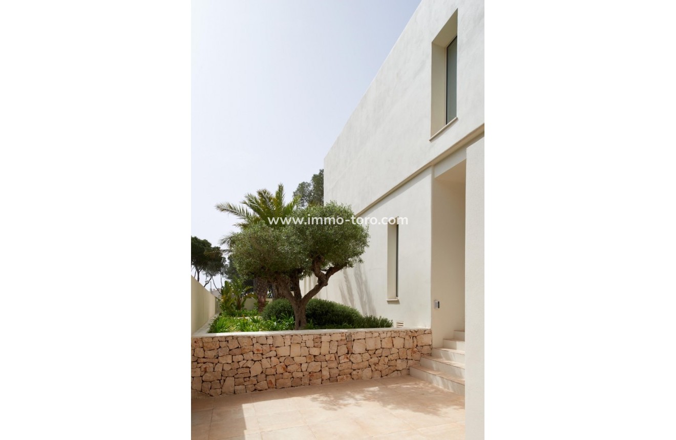 Resale - Villa - Moraira